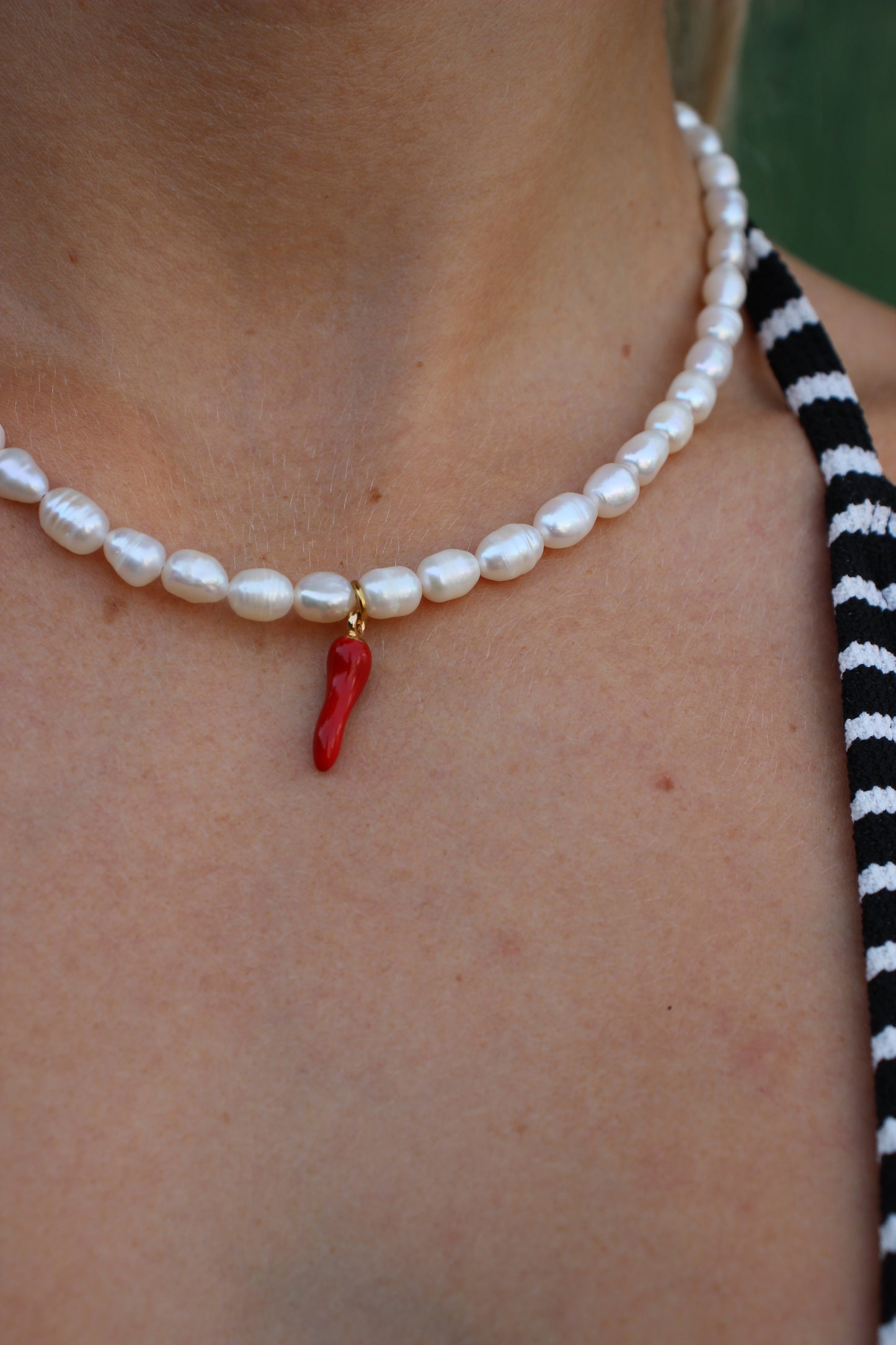 Chili Süßwasserperlen Choker