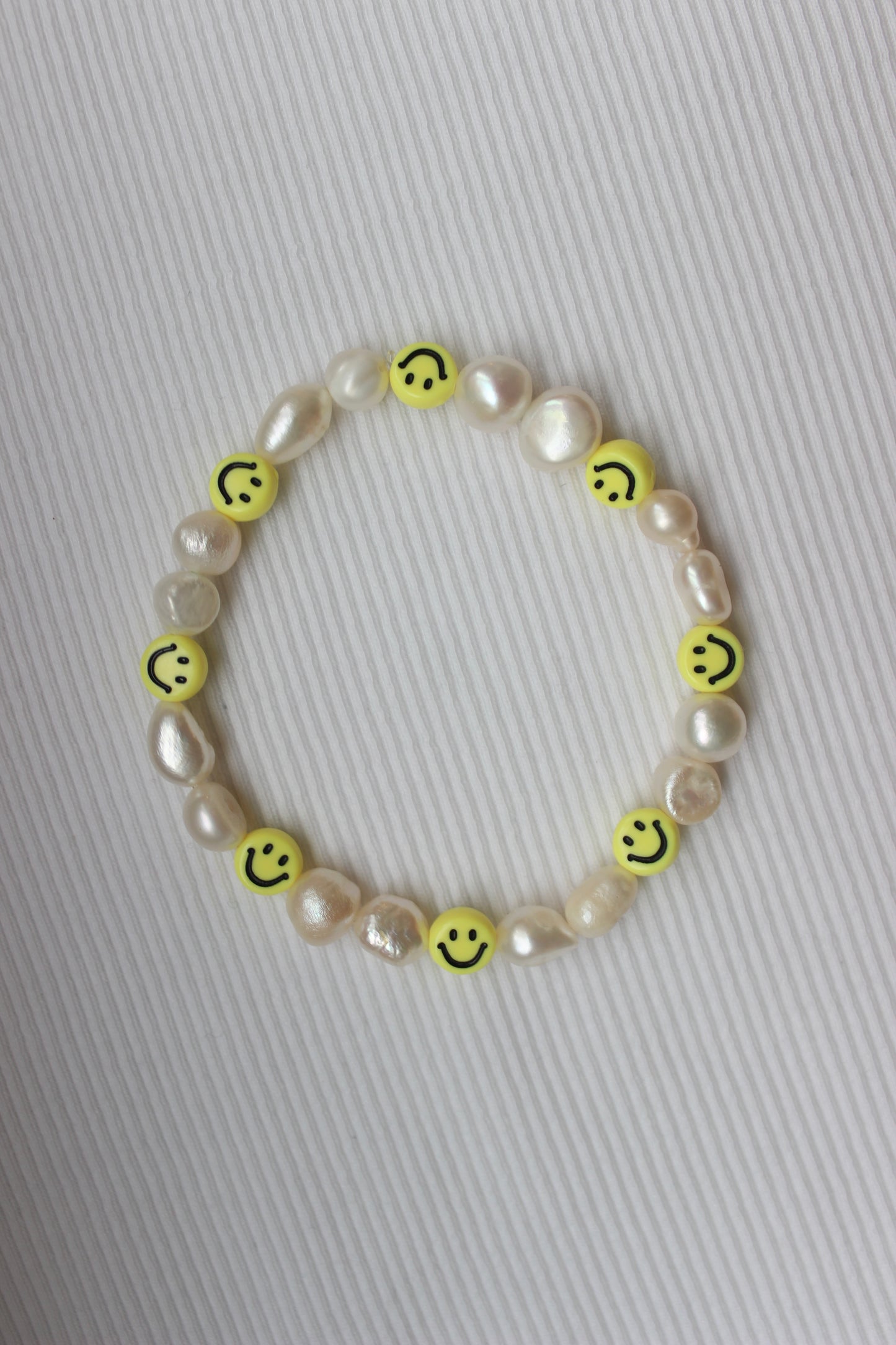 Happy Smiley Armband
