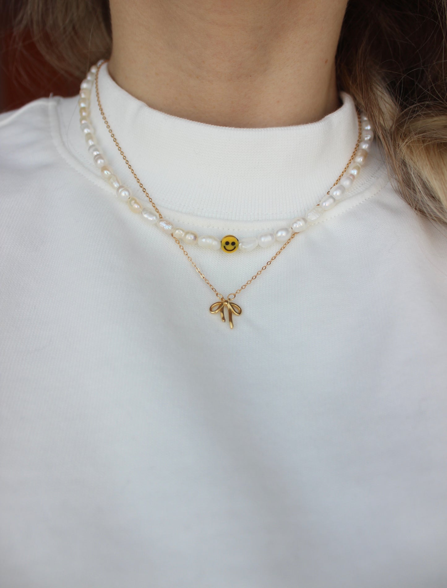 Bow Necklace gold