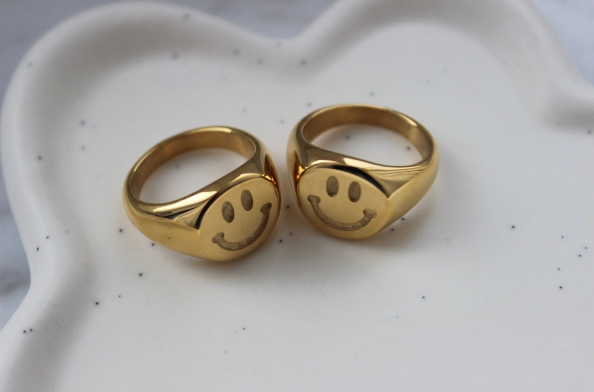 Chunky Smiley Ring