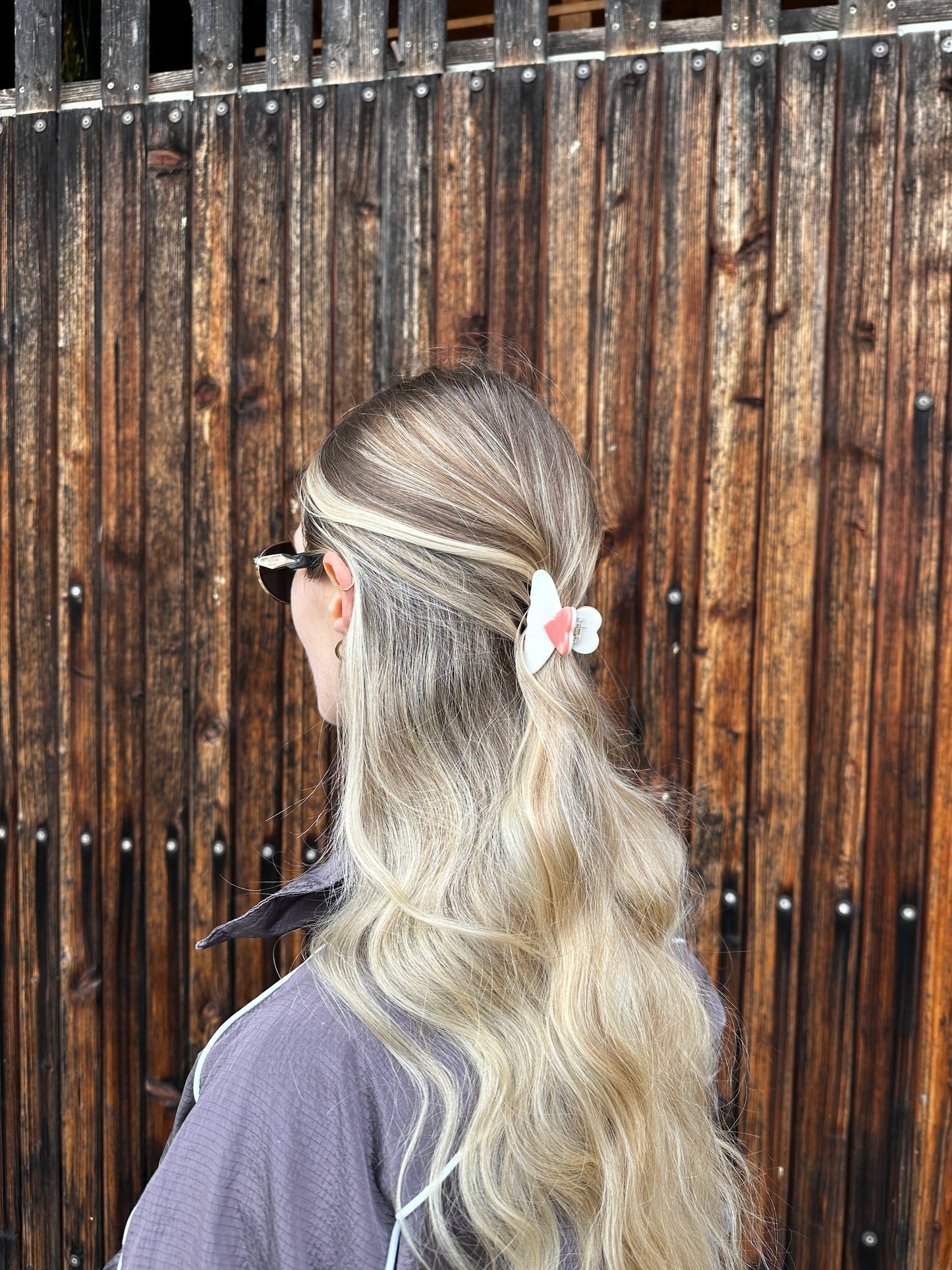 Peach hair clip