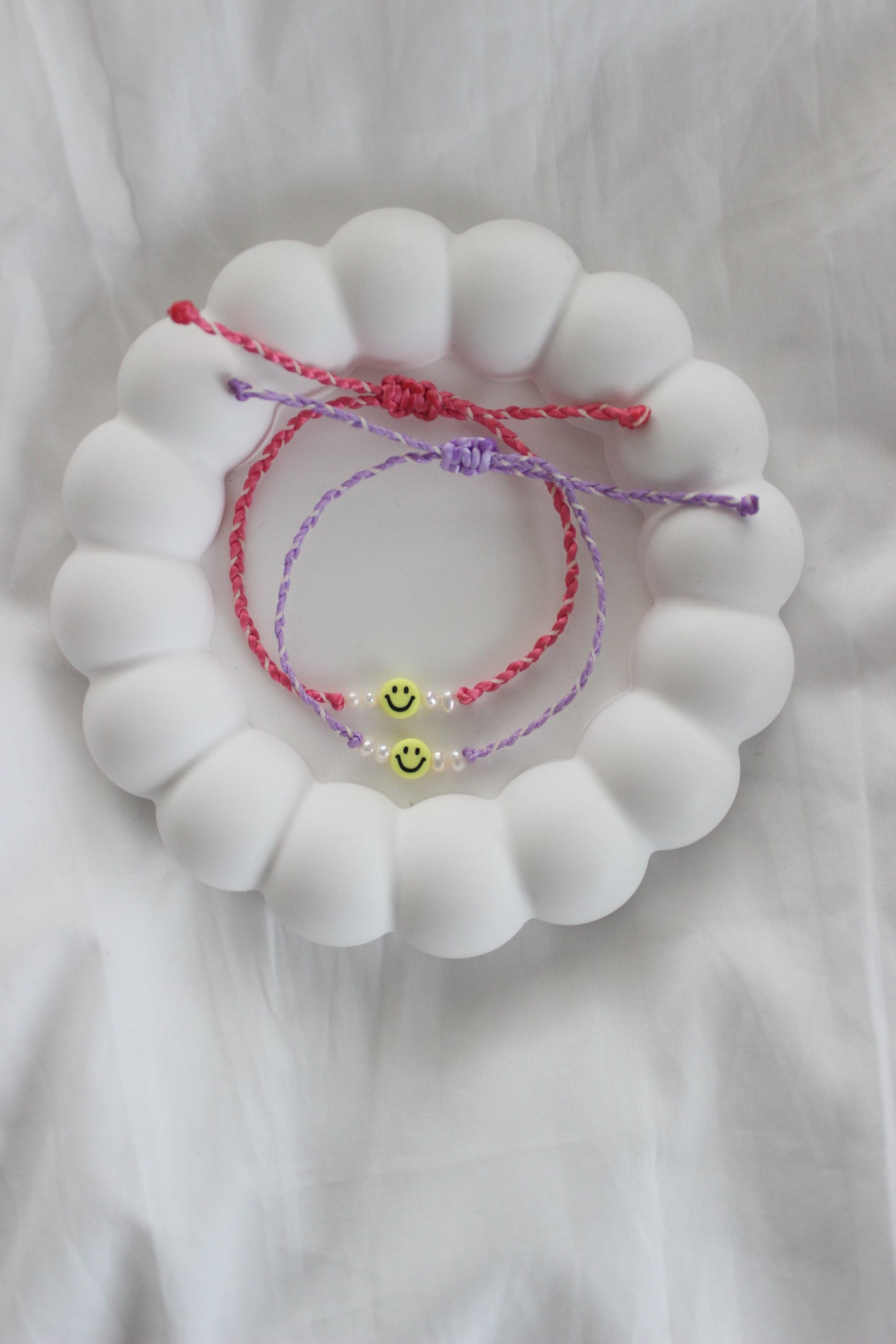 Happy Armband