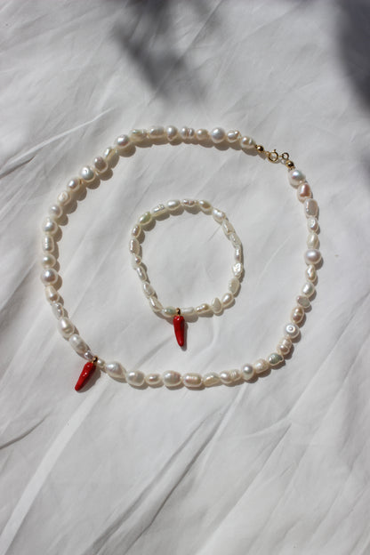Chili Süßwasserperlen Choker