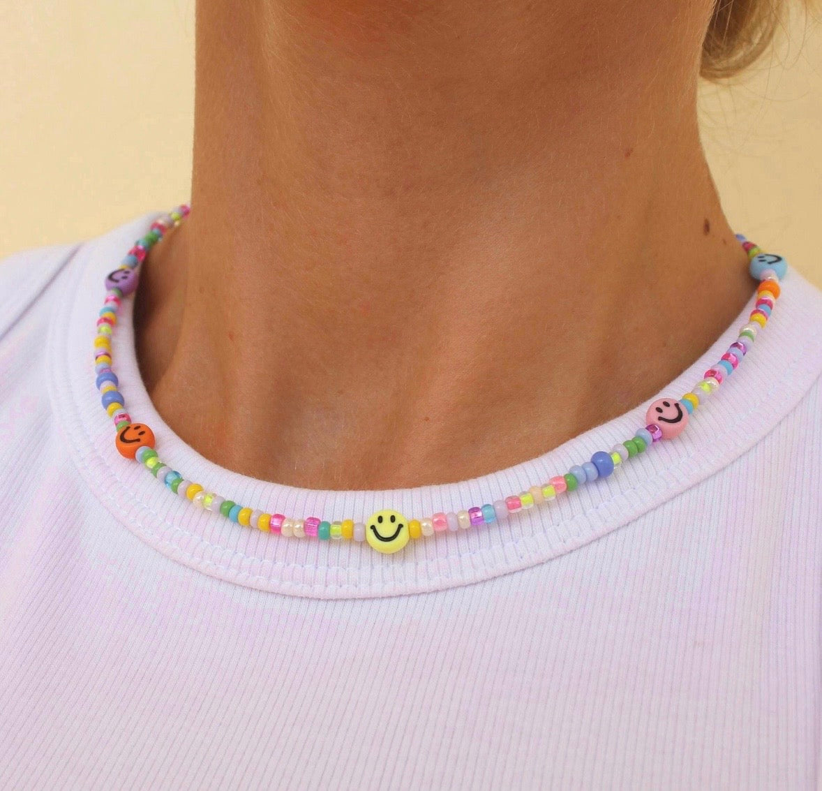 TRICOLOR Smiley Choker