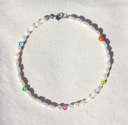 HAPPY SMILE Choker