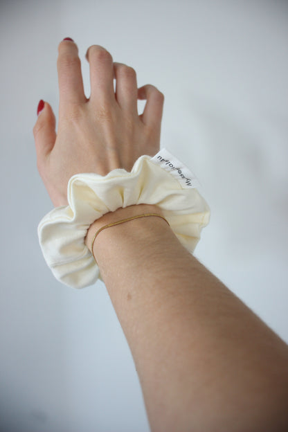 Scrunchie Cream