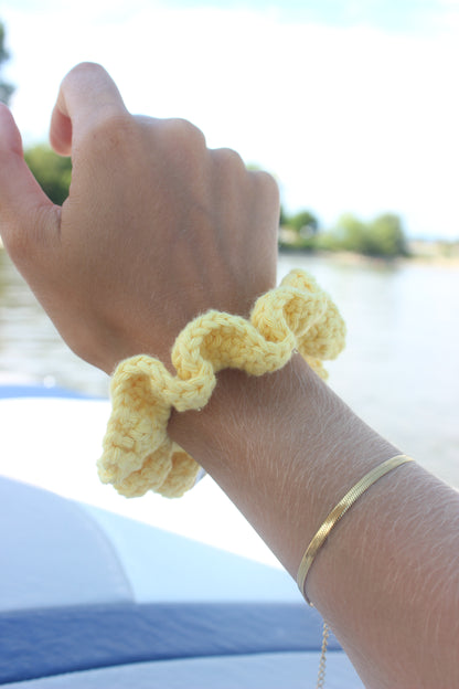 CROCHET Scrunchie gelb