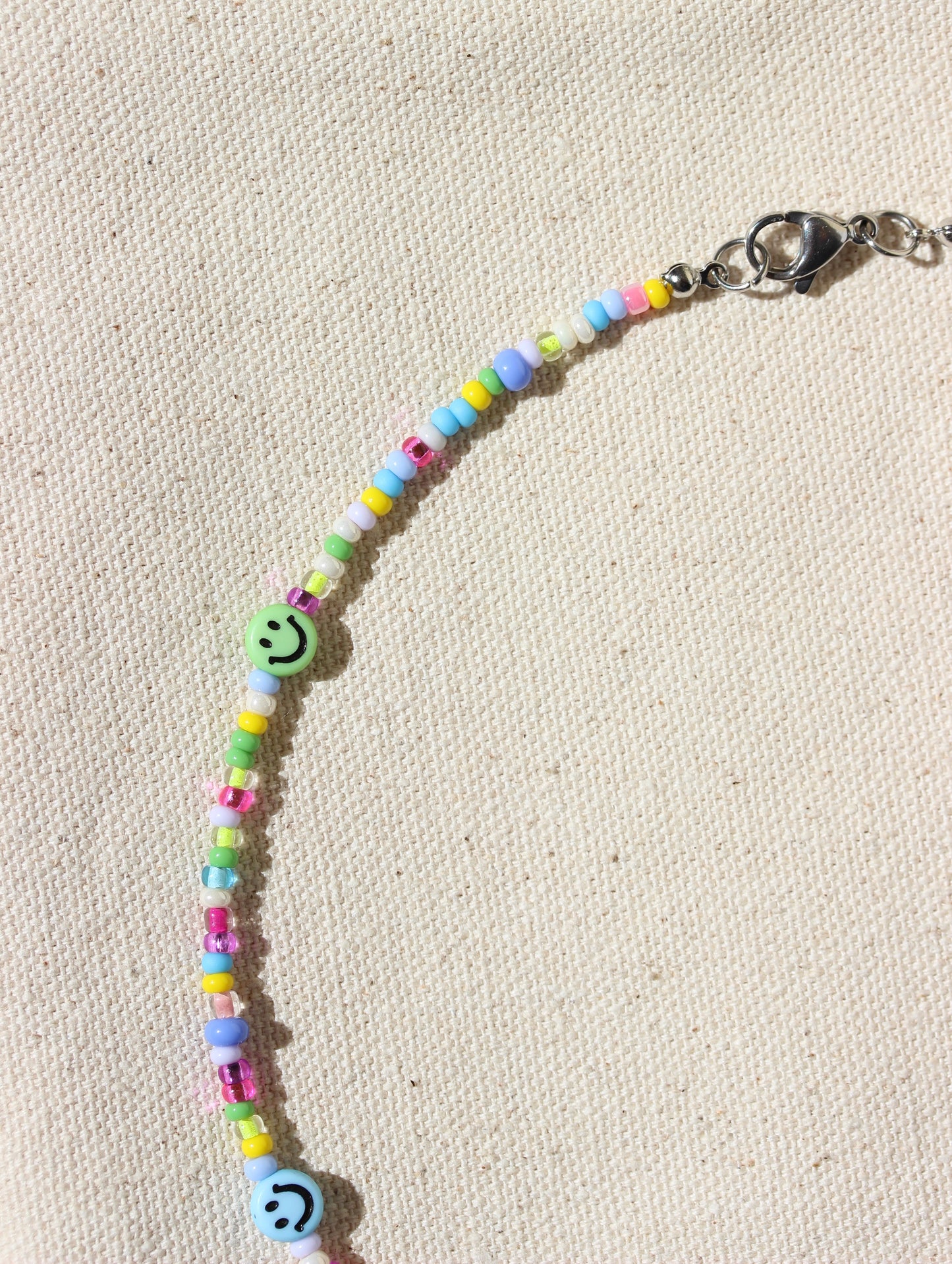 TRICOLOR Smiley Choker